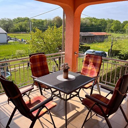 Apartman Magnolia Petrovina Turopoljska Екстериор снимка