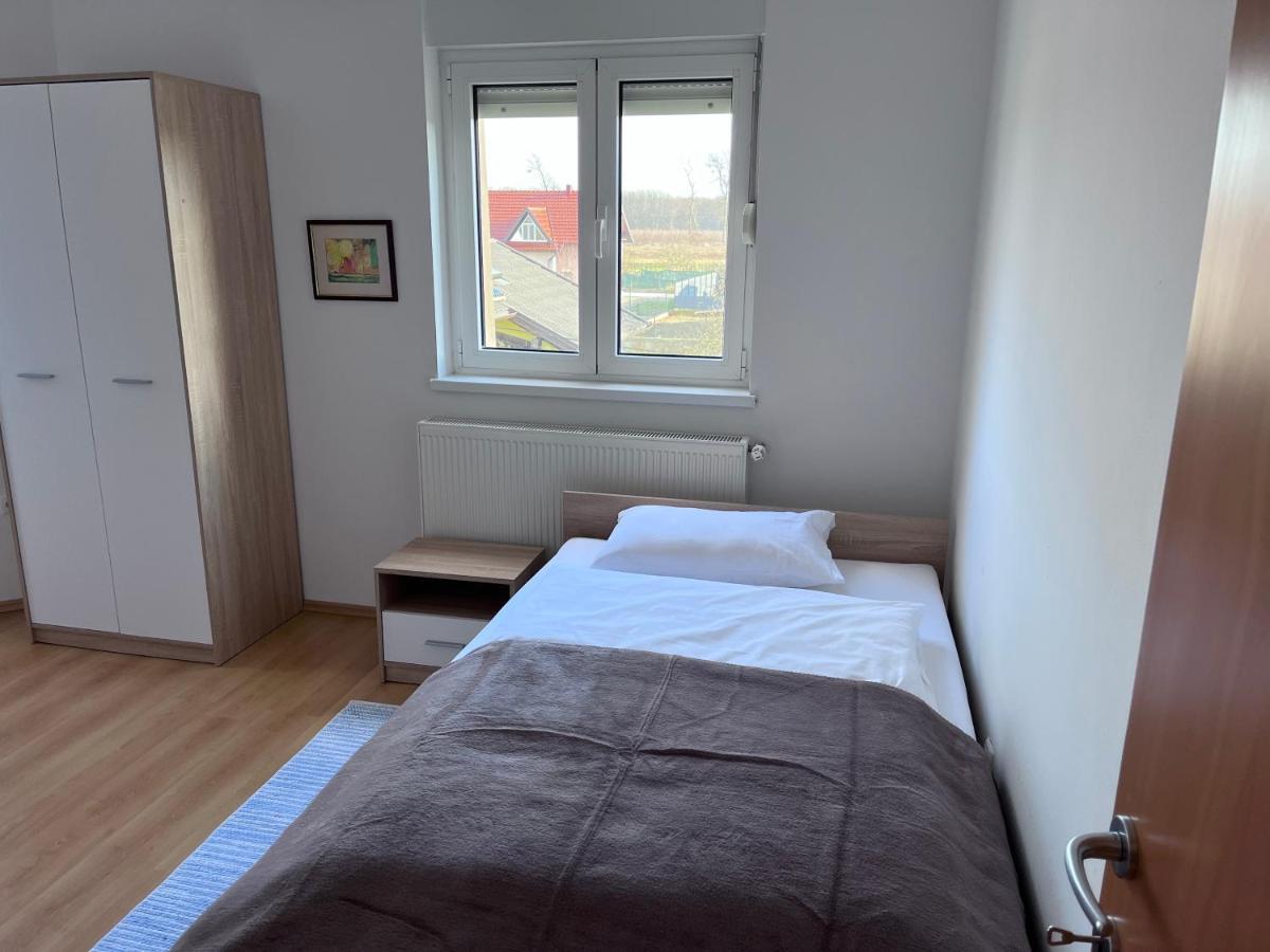 Apartman Magnolia Petrovina Turopoljska Екстериор снимка
